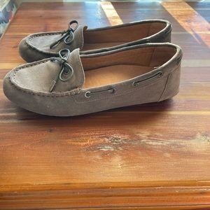 Grey Vionic flats